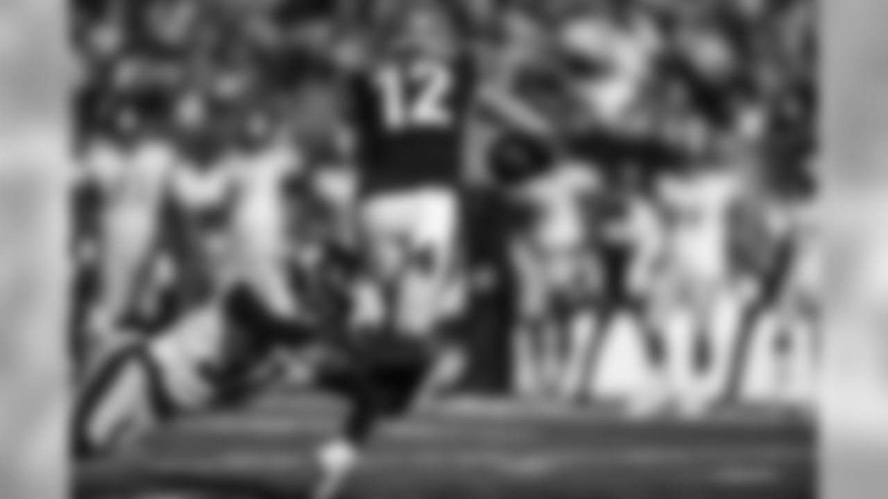 A 2019 regular season game between the Pittsburgh Steelers and the Cincinnati Bengals on Sunday, November 24, 2019.