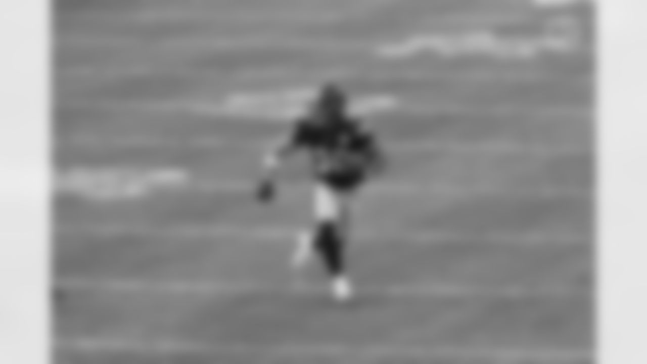 Pittsburgh Steelers running back James Conner (30) during a regular season game between the Pittsburgh Steelers and the Indianapolis Colts, Sunday, Dec. 27, 2020 in Pittsburgh, PA. (Jared Wickerham / Pittsburgh Steelers)