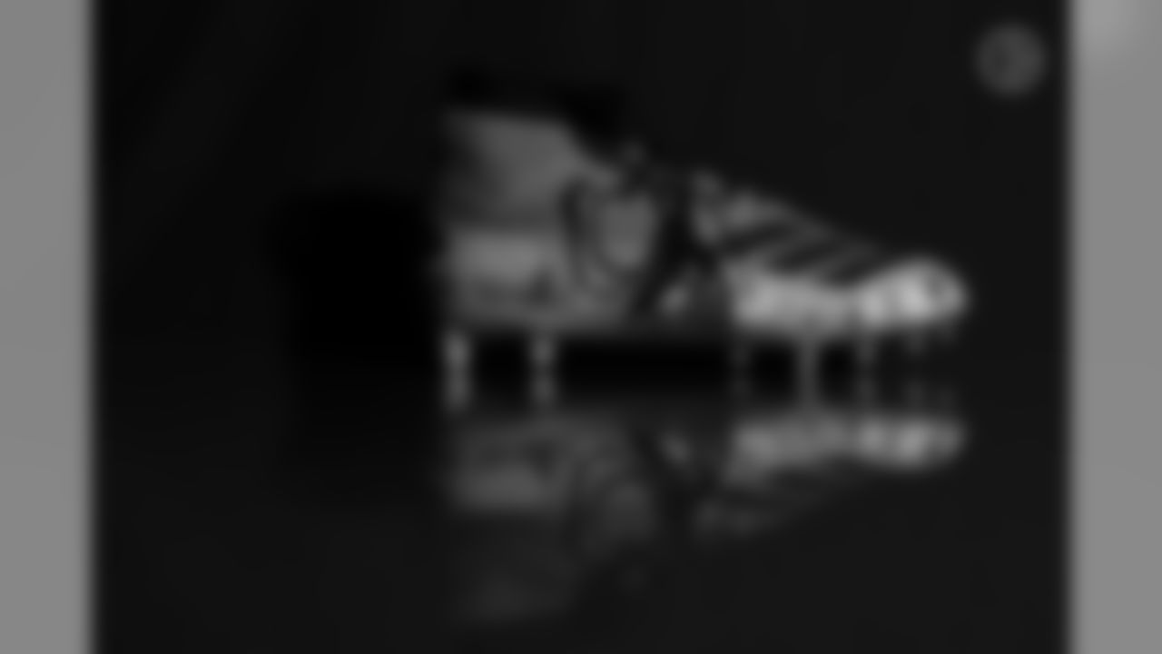 JuJu Smith-Schuster - JuJu Smith-Schuster Foundation