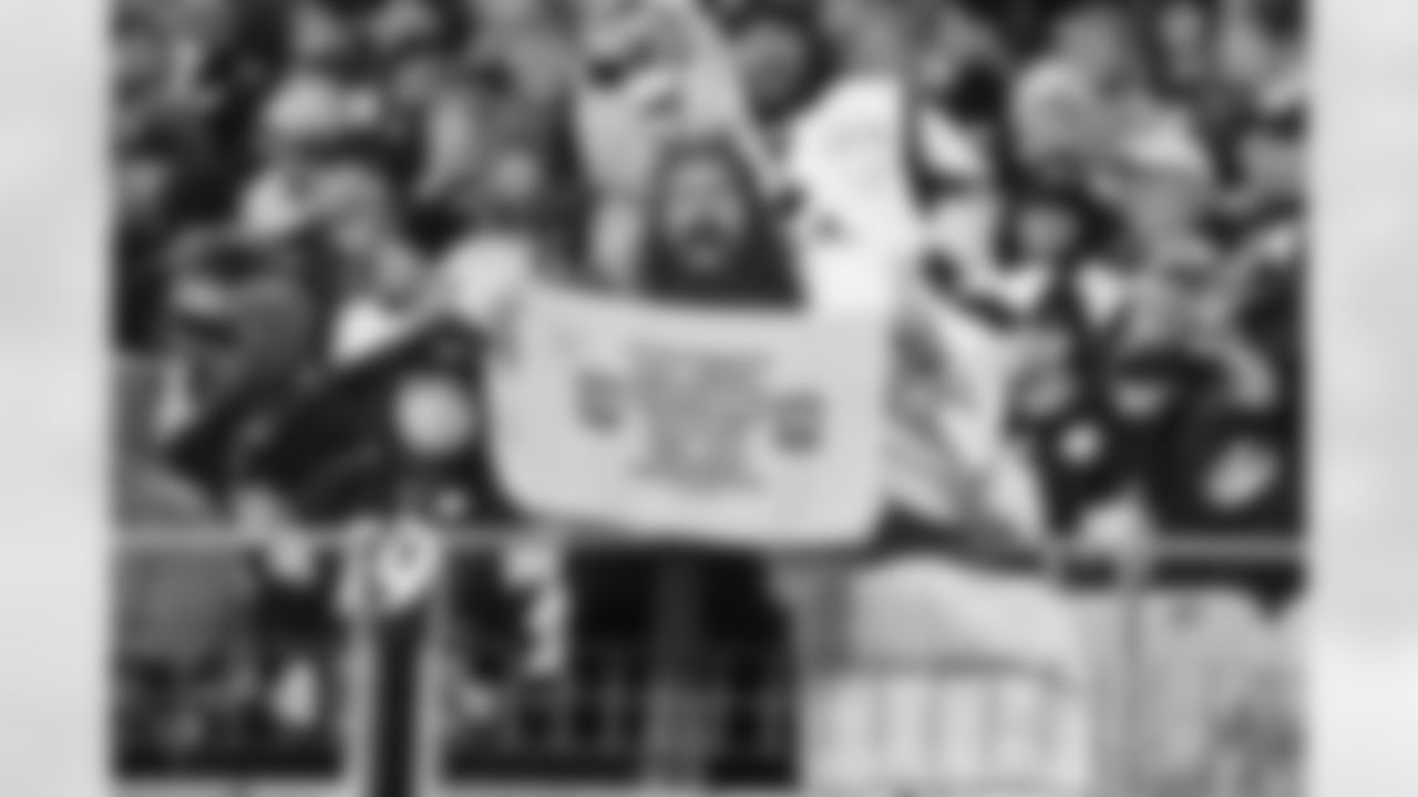 Fans during a regular season game between the Pittsburgh Steelers and the Seattle Seahawks, Sunday, Oct. 17, 2021 in Pittsburgh, PA. (Karl Roser / Pittsburgh Steelers)