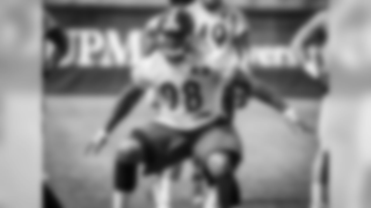 LB Vince Williams