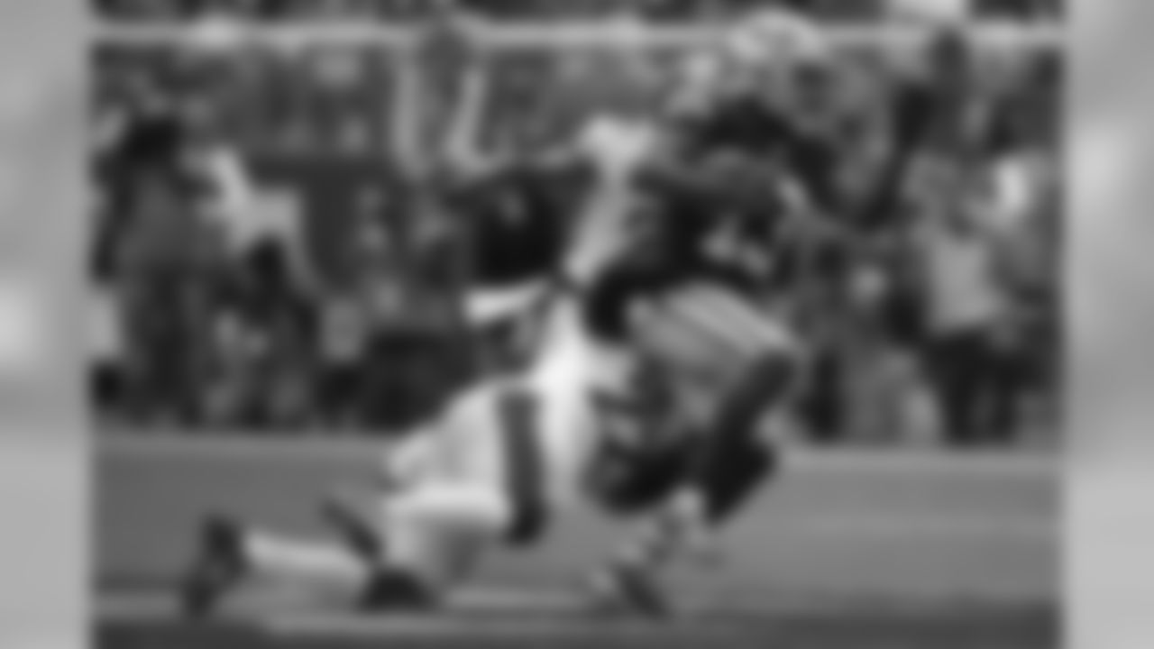 A 2019 regular season game between the Pittsburgh Steelers and the San Francisco 49ers on Sunday, September 22, 2019. The 49ers defeated the Steelers 24-20.
