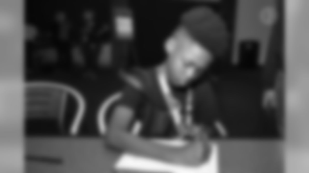 2019_HuddlefortheHolidays_1203rm_00100