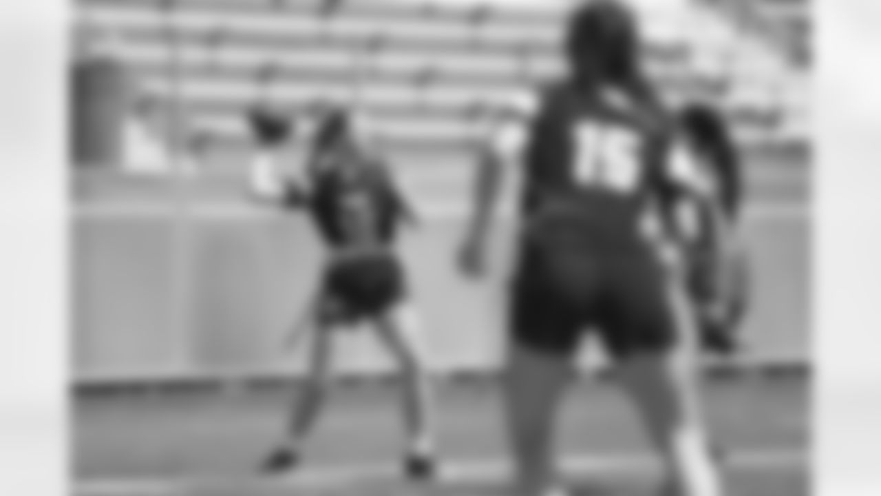 The Pittsburgh Steelers hosted a Girls Flag Football program on Sunday April 24, 2022 at Ambridge High School. (Caitlyn Epes / Pittsburgh Steelers)
