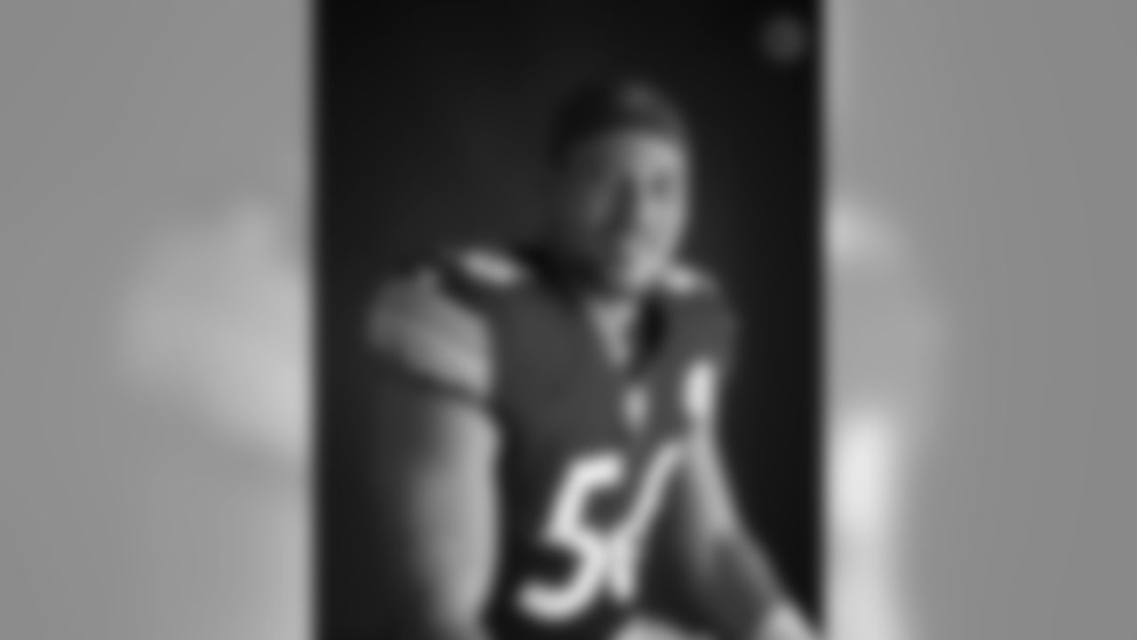 Pittsburgh Steelers linebacker Alex Highsmith (56) poses for a photo during the Steelers 2020 media day, Thursday, Aug. 6, 2020 in Pittsburgh, PA. (Karl Roser / Pittsburgh Steelers)