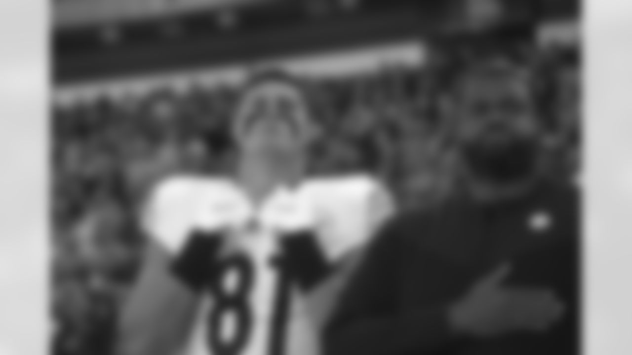 Pittsburgh Steelers tight end Zach Gentry (81) during a regular season game between the Pittsburgh Steelers and the Cleveland Browns, Sunday, Oct. 31, 2021 in Cleveland, OH. The Steelers beat the Browns 15-10. (Taylor Ollason / Pittsburgh Steelers)