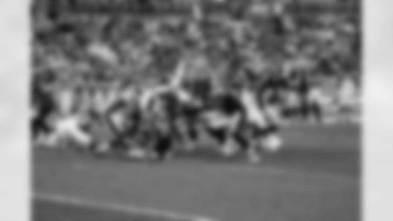 09_Bills_woodley2
