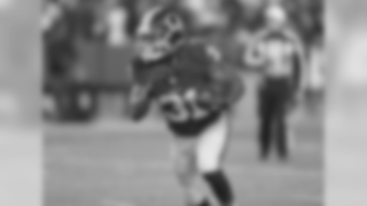 Redskins RB Matt Jones carried the ball 144 times for 490 yards and 3 touchdowns during the 2015 regular season.