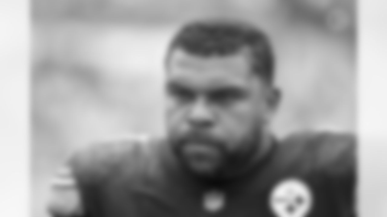 Pittsburgh Steelers defensive tackle Cameron Heyward (97) during a regular season game between the Pittsburgh Steelers and the San Francisco 49ers, Sunday, Sept. 10, 2023 in Pittsburgh, PA. (Arron Anastasia / Pittsburgh Steelers)