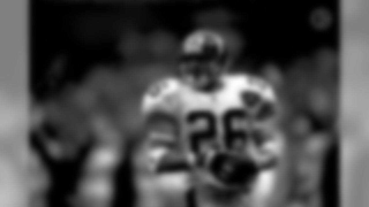 1. Rod Woodson (1987-1996) - 2,362 yards