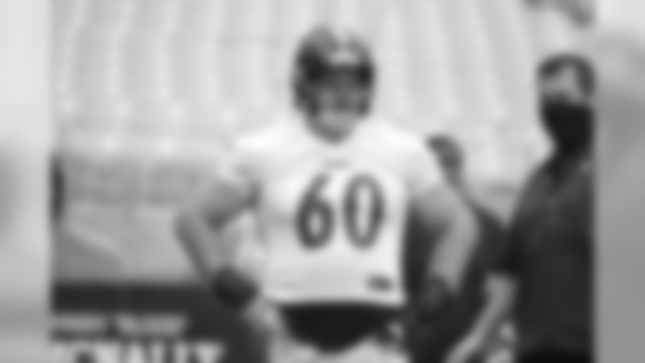 Pittsburgh Steelers center J.C. Hassenauer (60) trains at Heinz Field during the Steelers 2020 Training Camp, Tuesday, Aug. 11, 2020 in Pittsburgh, PA. (Karl Roser / Pittsburgh Steelers)