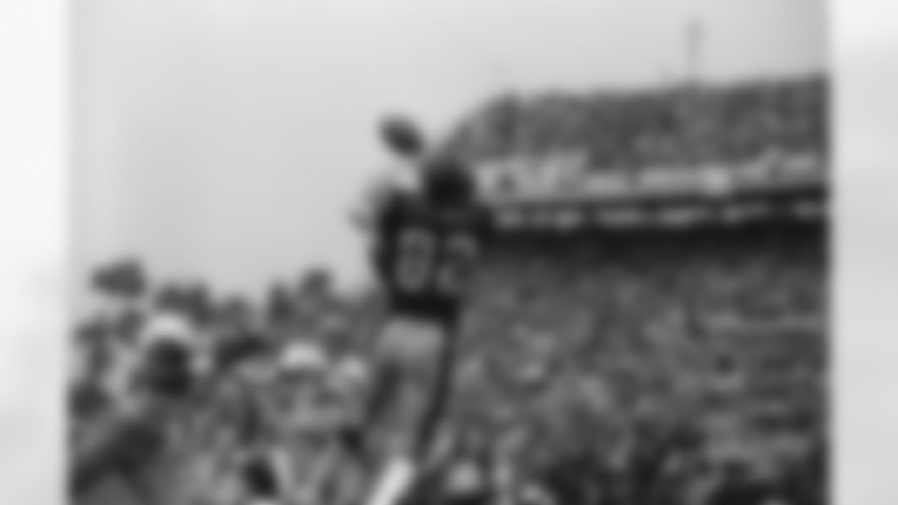 537 career receptions.