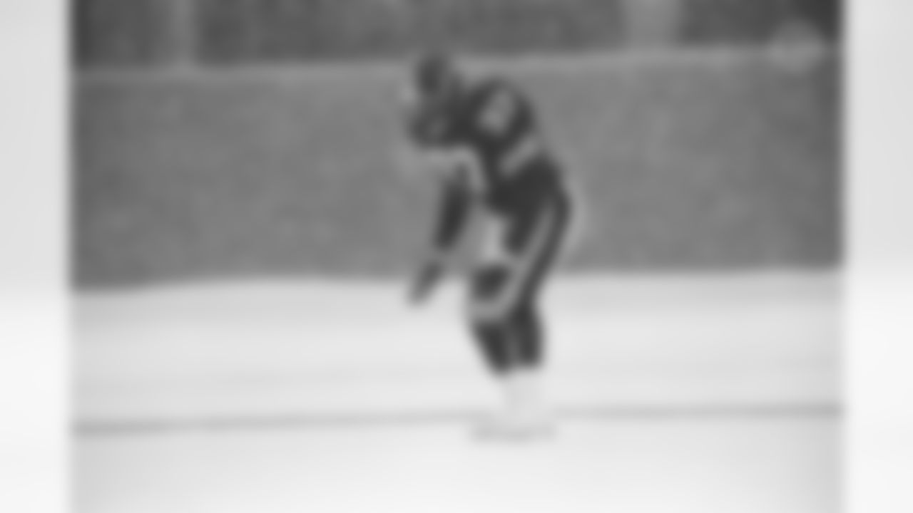Action shot of safety Carnell Lake #37 from his time with the Steelers.