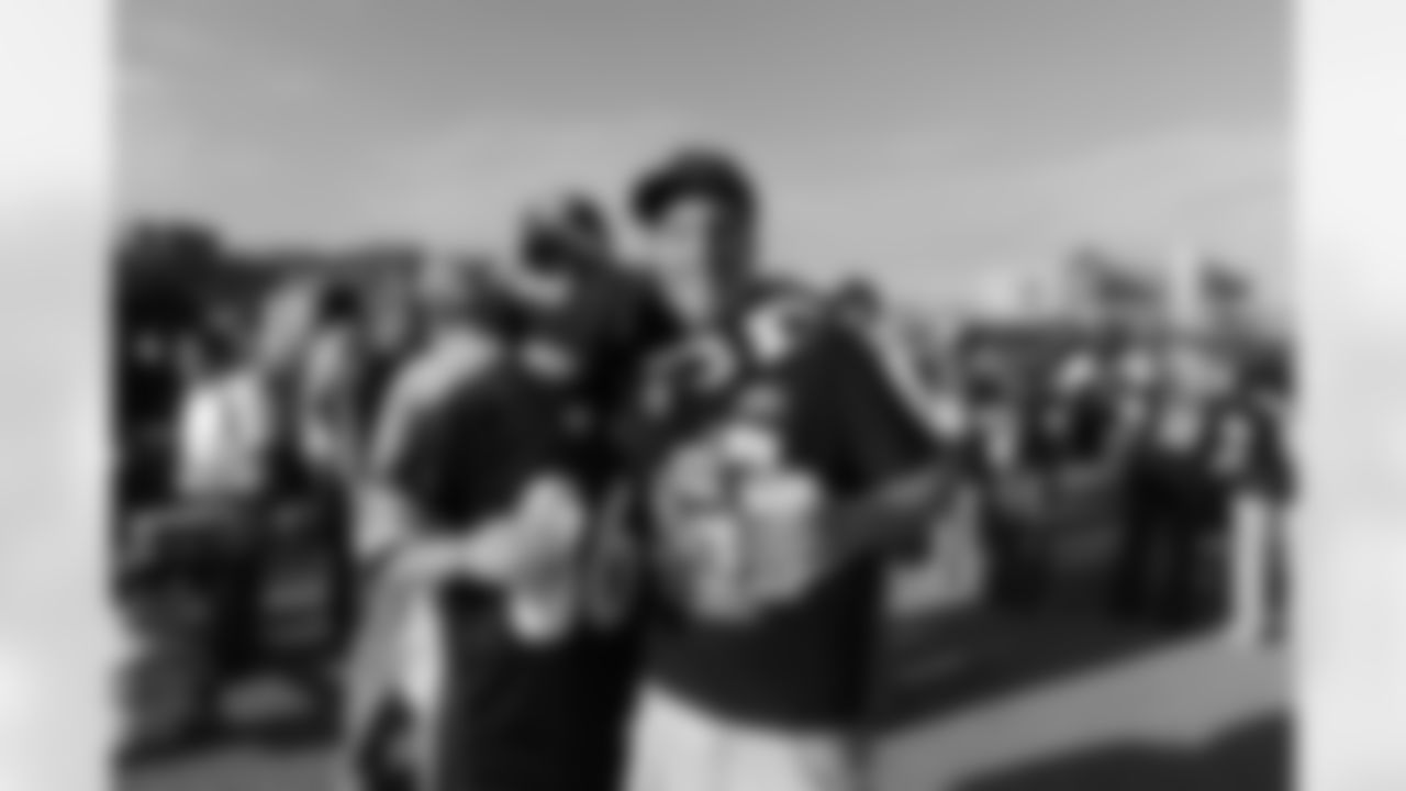 09_TN_Fans