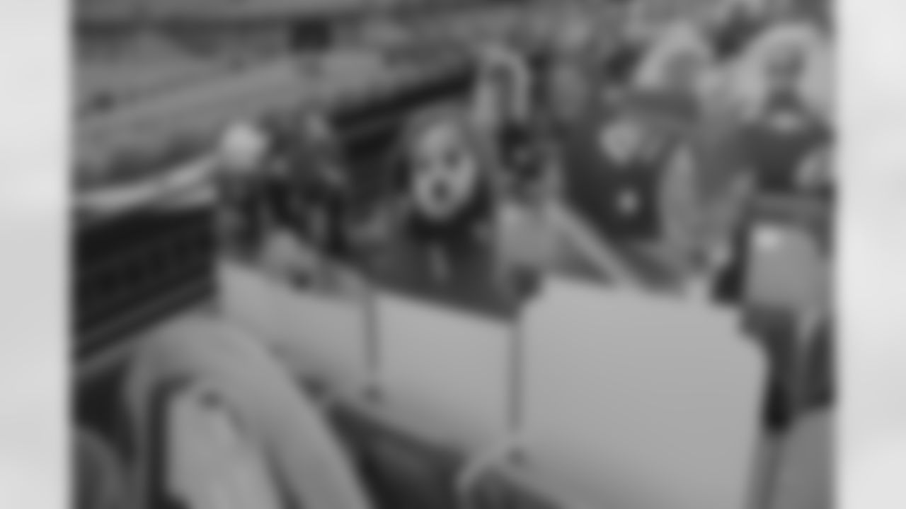 Fan cutouts at Heinz Field on Friday, Nov. 13, 2020 in Pittsburgh, PA. (Caitlyn Epes / Pittsburgh Steelers)