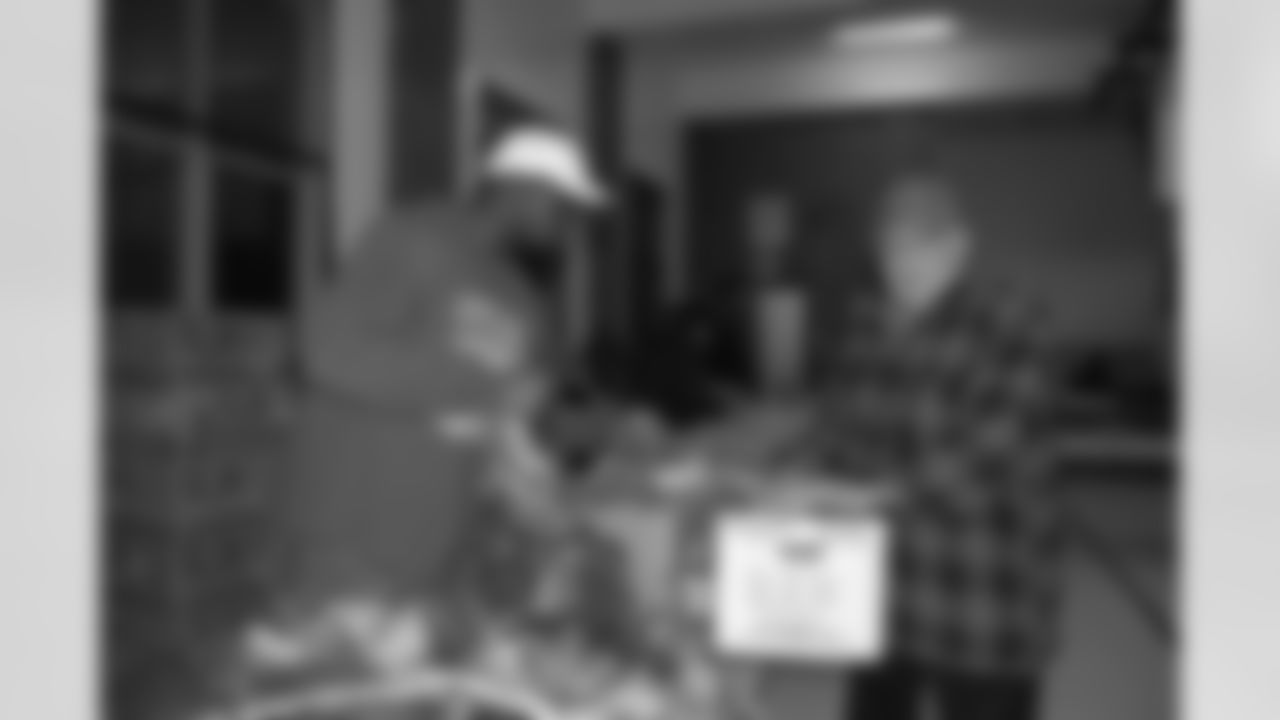 09_Woodley_Turkey_Giveaway