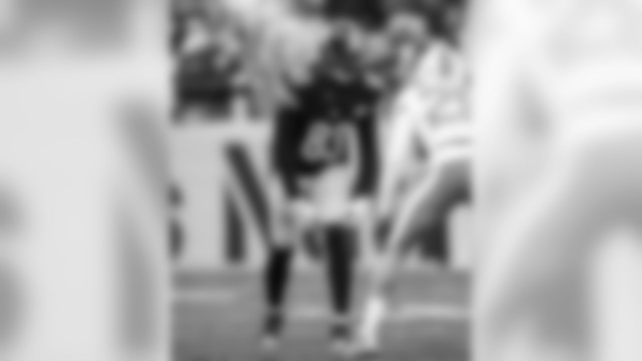 No. 83 - Cobi Hamilton