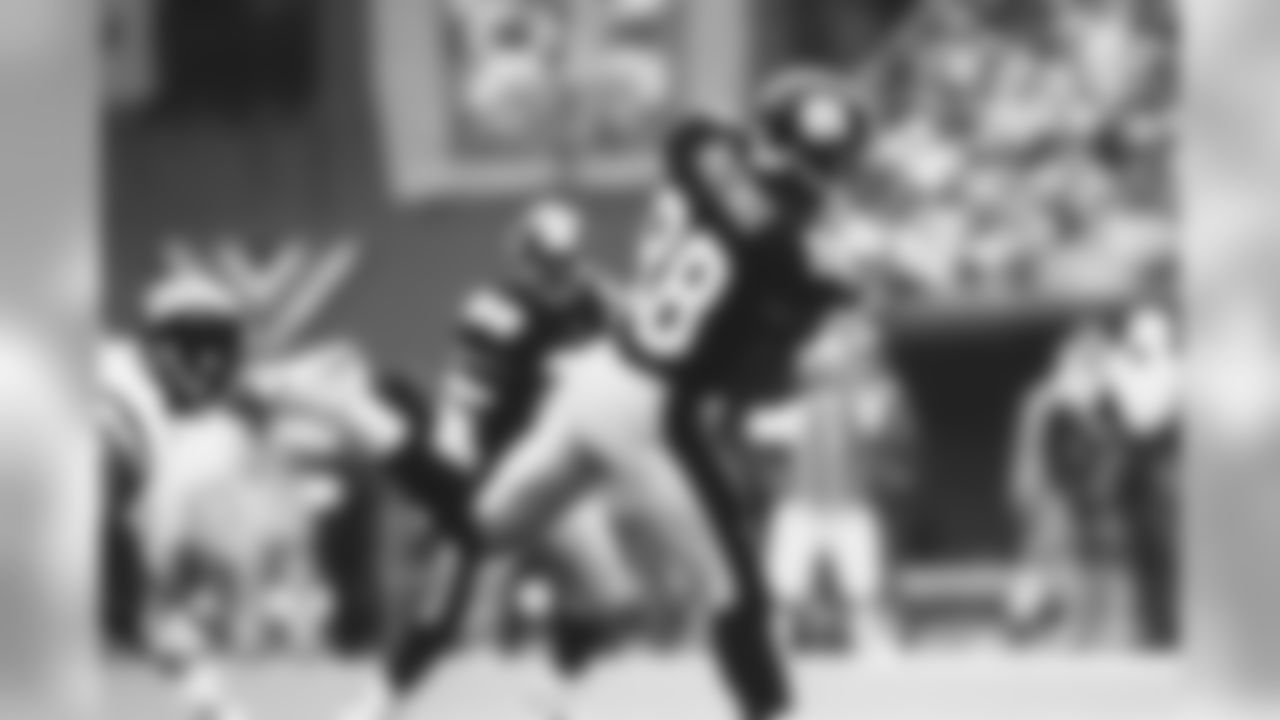 Andre Hastings (1993-1996)