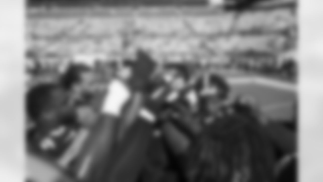 The Pittsburgh Steelers during a preseason game between the Pittsburgh Steelers and the Detroit Lions, Sunday, Aug. 28, 2022 in Pittsburgh, PA. The Steelers beat the Lions 19-9. ](Karl Roser / Pittsburgh Steelers)