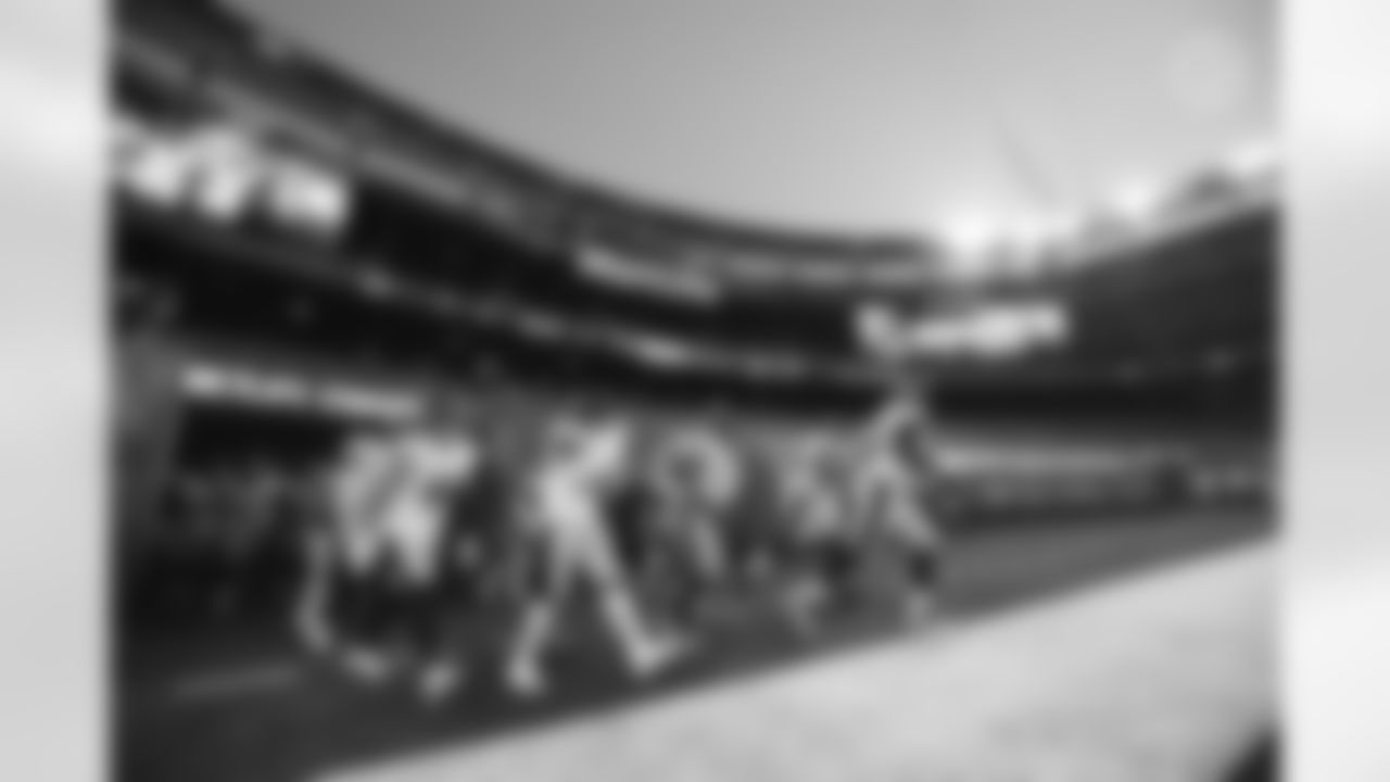 The Pittsburgh Steelers before a regular season game between the Pittsburgh Steelers and the New York Giants, Monday, Sept. 14, 2020 in East Rutherford, NJ. (Karl Roser / Pittsburgh Steelers)