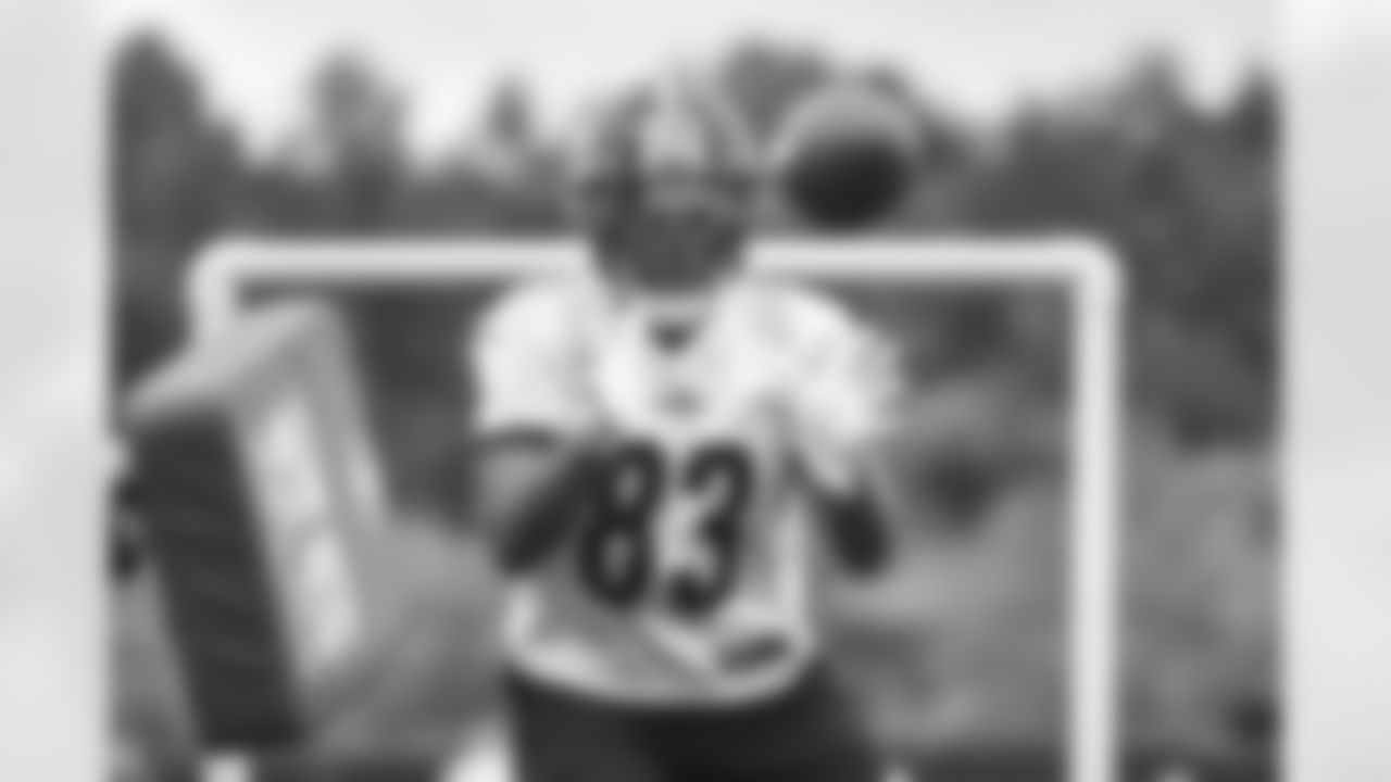 Pittsburgh Steelers tight end/fullback Connor Heyward (83) during practice at the UPMC Rooney Sports Complex preparing for a Week 4 matchup against the New York Jets, Thursday, Sept. 29, 2022 in Pittsburgh, PA. (Abigail Dean / Pittsburgh Steelers)