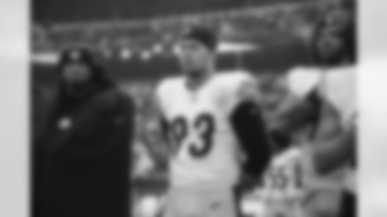 Pittsburgh Steelers linebacker Joe Schobert (93) during a regular season game between the Pittsburgh Steelers and the Baltimore Ravens, Sunday, Jan. 9, 2022 in Baltimore, MD. The Steelers beat the Ravens 16-13 in OT. (Caitlyn Epes / Pittsburgh Steelers)