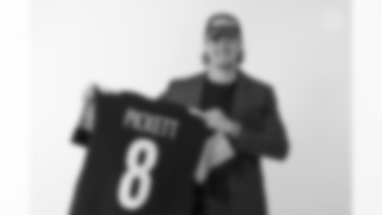 QB Kenny Pickett - 2022, 1st overall