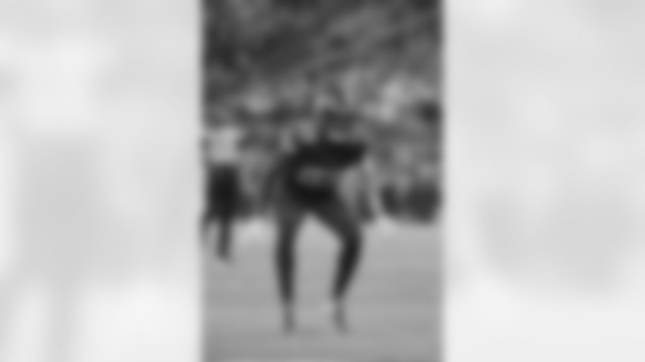 CB Chandon Sullivan