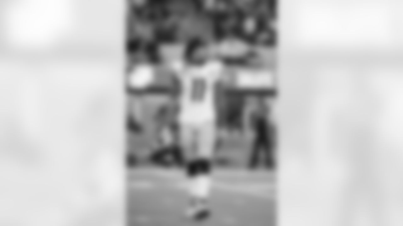 Pittsburgh Steelers wide receiver Chase Claypool (11) during a regular season game between the Pittsburgh Steelers and the Los Angeles Chargers, Sunday, Nov. 21, 2021 in Inglewood, CA. The Chargers beat the Steelers 41-37. (Will Navarro / Pittsburgh Steelers)