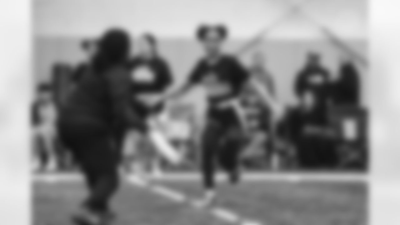 The Steelers host a 2023 Girl's Flag Football Jamboree at the UPMC Rooney Sports Complex Sunday, Feb. 26, 2023 in Pittsburgh, PA. (Abigail Dean / Pittsburgh Steelers)