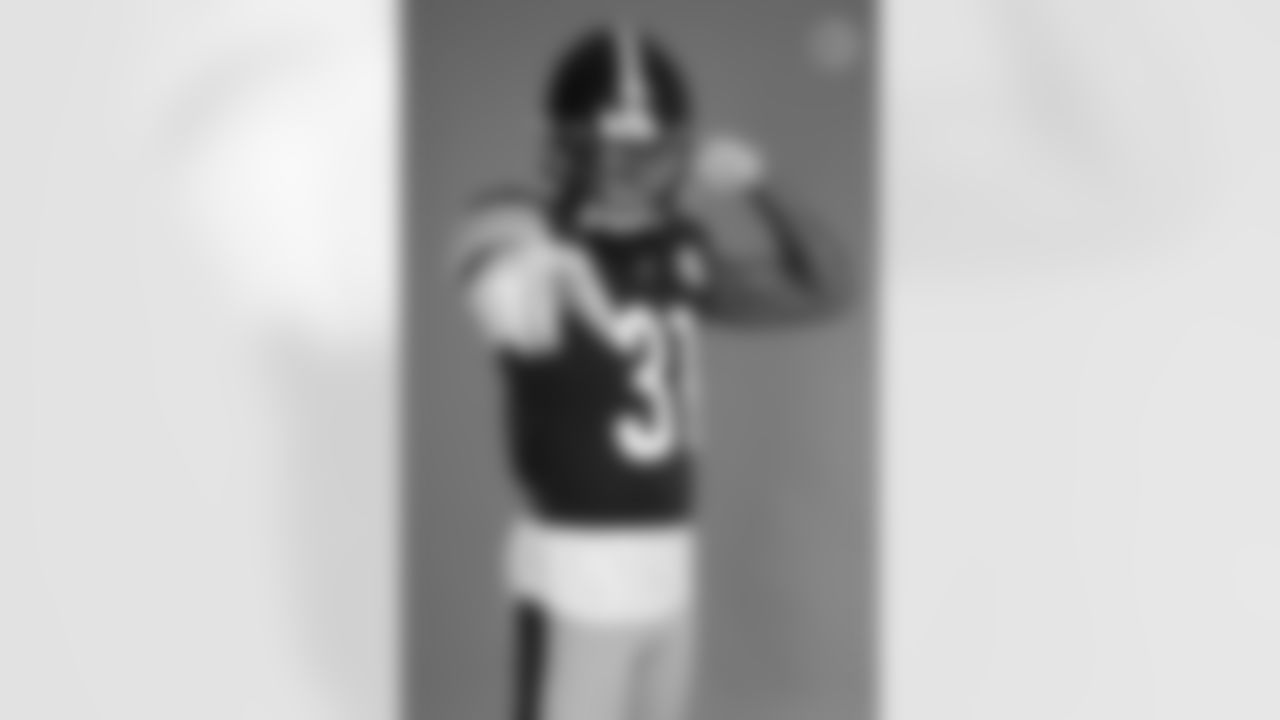 Pittsburgh Steelers cornerback Justin Layne (31) poses for a photo during the Steelers 2021 media day, Saturday, July 24, 2021 in Pittsburgh, PA. (Caitlyn Epes / Pittsburgh Steelers)