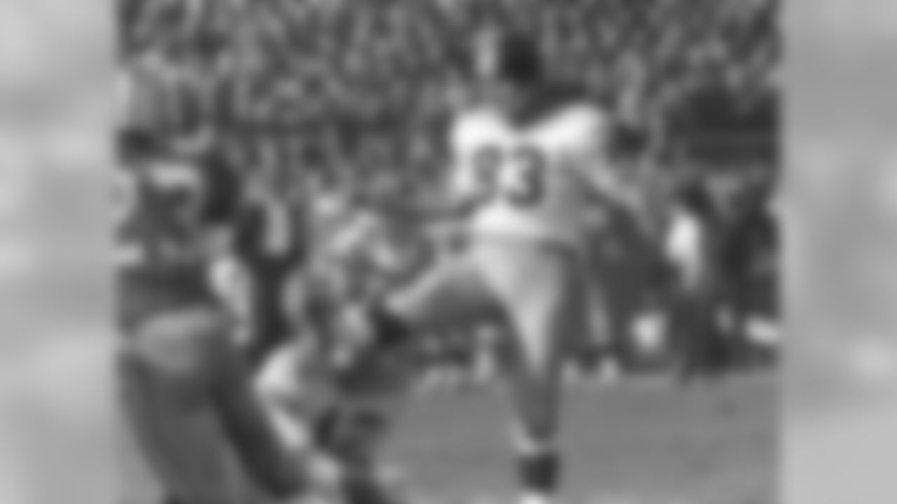 Mike Clark (64-67)