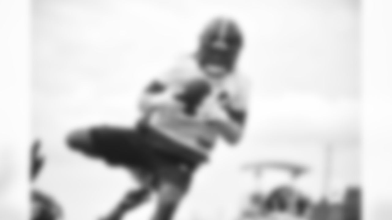 Pittsburgh Steelers wide receiver Anthony Johnson (83) participates in the Organized Team Activities (OTAs), Wednesday June 9, 2021 at the UPMC Rooney Sports Complex. (Caitlyn Epes / Pittsburgh Steelers)
