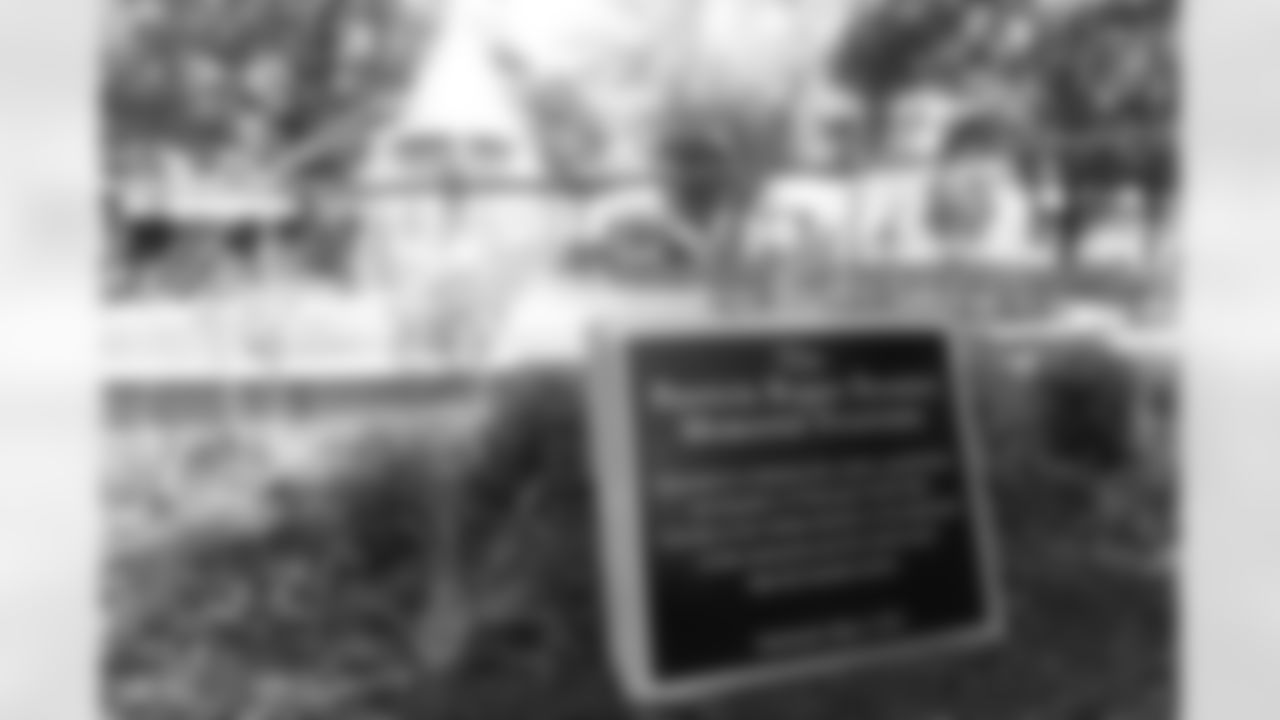 The City of Pittsburgh dedicated a fountain in Allegheny Commons Park to the late Patricia Regan Rooney, Thursday, May 6, 2021 in Pittsburgh, PA. (Karl Roser / Pittsburgh Steelers)