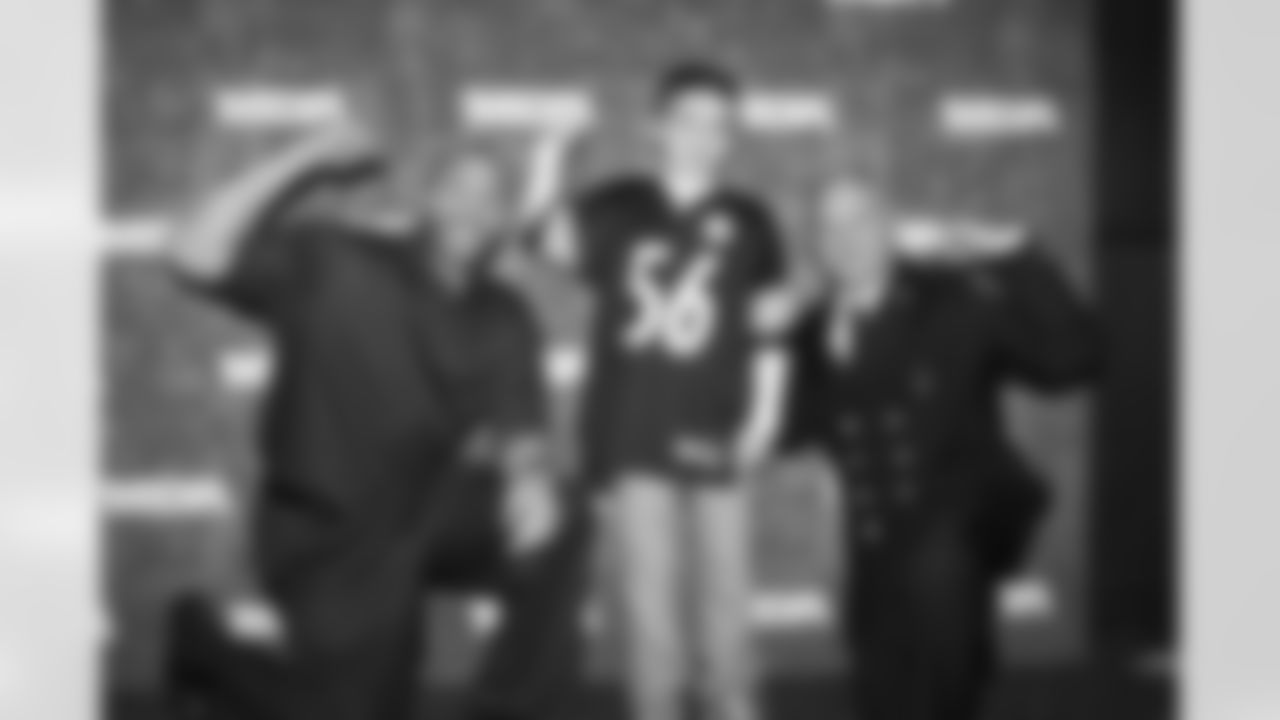 Charlie Batch and Tyler Conklin