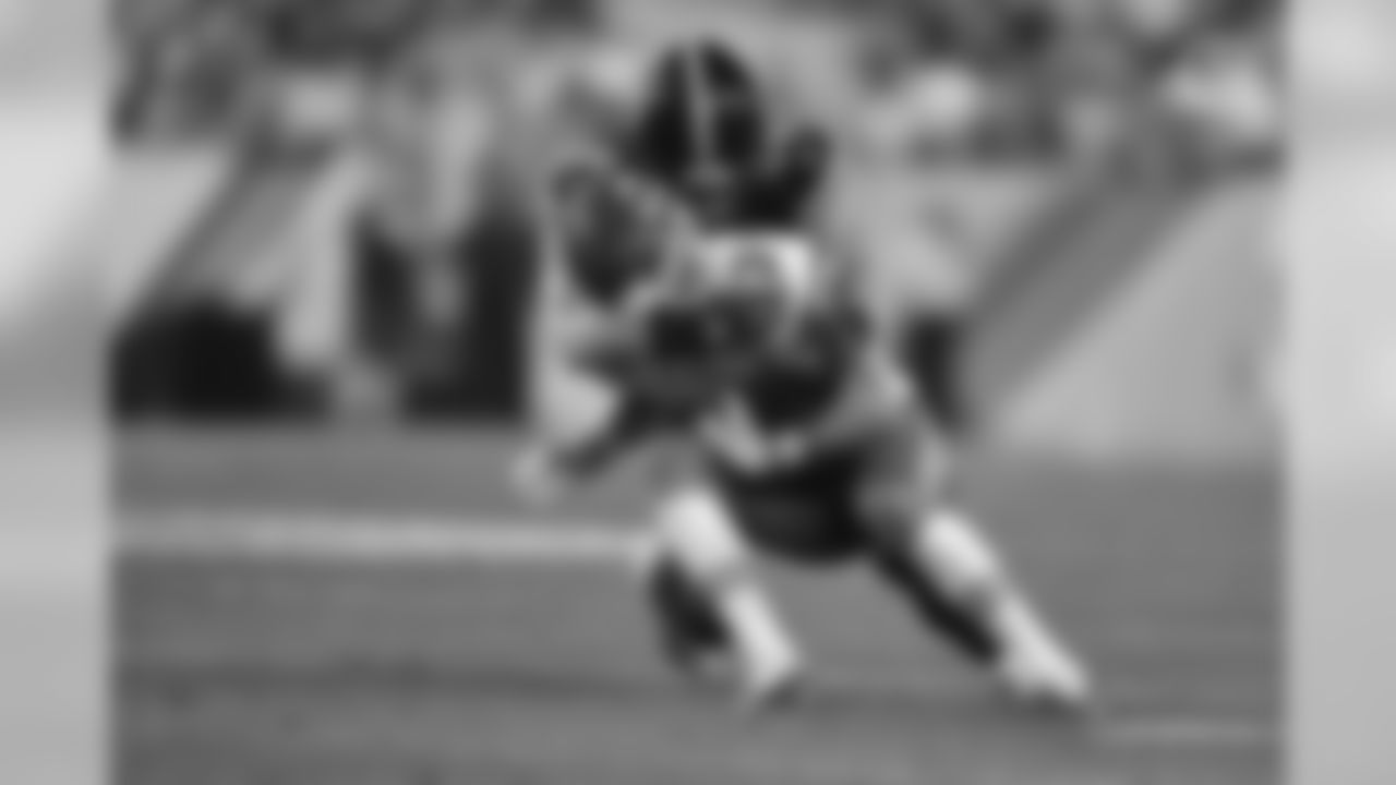 A 2019 preseason game between the Pittsburgh Steelers and the Kansas City Chiefs on Saturday, August 17, 2019. The Steelers defeated the Chiefs 17-7.