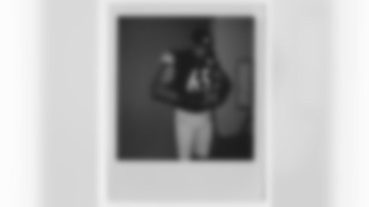 Pittsburgh Steelers offensive tackle Dan Moore Jr. (65)