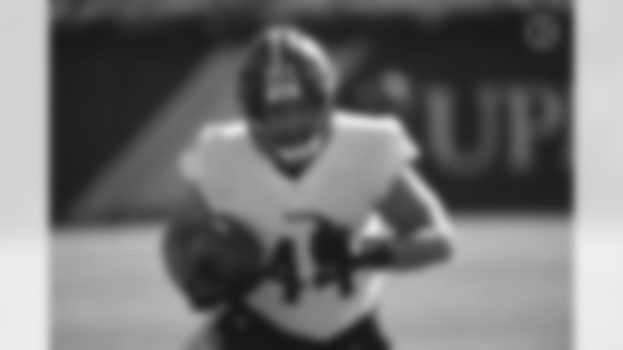 Pittsburgh Steelers fullback Derek Watt (44) during practice at the UPMC Rooney Sports Complex preparing for a Week 3 matchup against the Cincinnati Bengals, Friday, Sept. 24, 2021 in Pittsburgh, PA. (Caitlyn Epes / Pittsburgh Steelers)