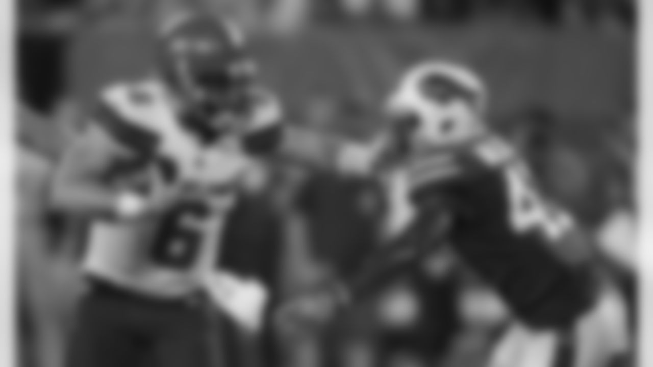 CB Levi Wallace