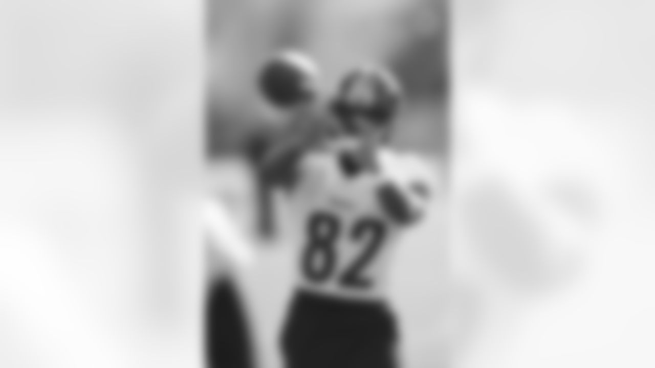 Pittsburgh Steelers wide receiver Steven Sims (82) during practice at the UPMC Rooney Sports Complex preparing for a Week 10 matchup against the Detroit Lions, Thursday, Nov. 11, 2021 in Pittsburgh, PA. (Karl Roser / Pittsburgh Steelers)