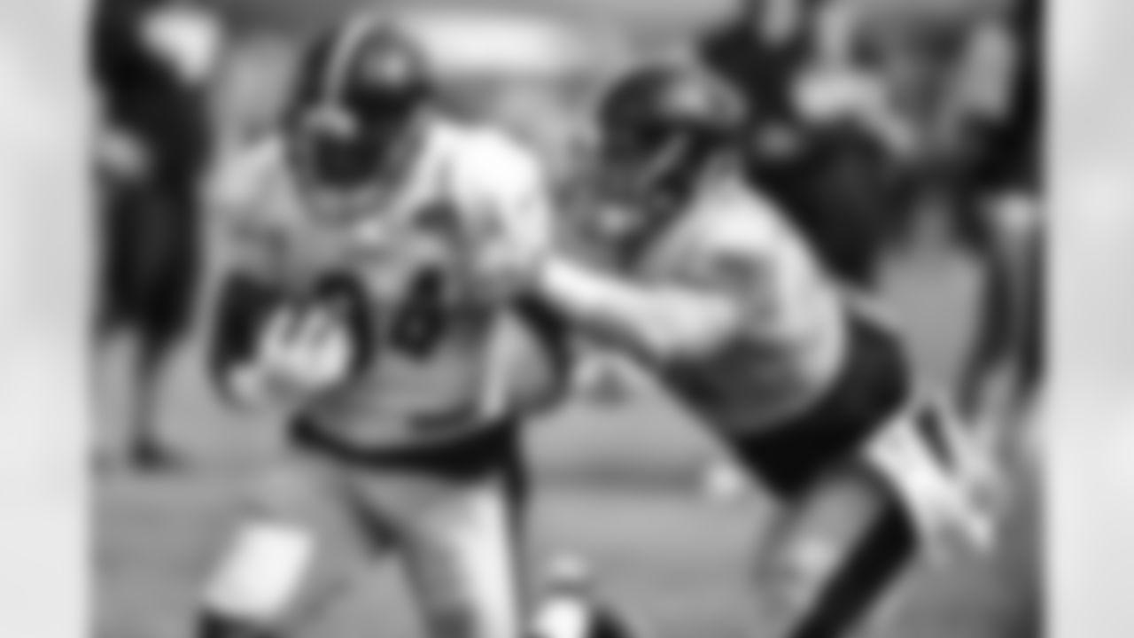 Knile Davis and Tyler Matakevich