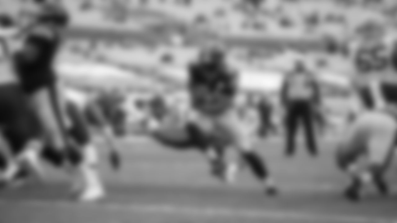 Pittsburgh Steelers running back Benny Snell Jr. (24) during a regular season game between the Pittsburgh Steelers and the Cleveland Browns, Sunday, Oct. 18, 2020 in Pittsburgh, PA. The Steelers defeated the Browns 38-7. (Karl Roser / Pittsburgh Steelers)