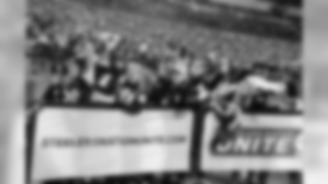 A 2017 Regular Season game between the Pittsburgh Steelers and the Green Bay Packers on Sunday November 26, 2017. The Steelers defeated the Packers 31-28.