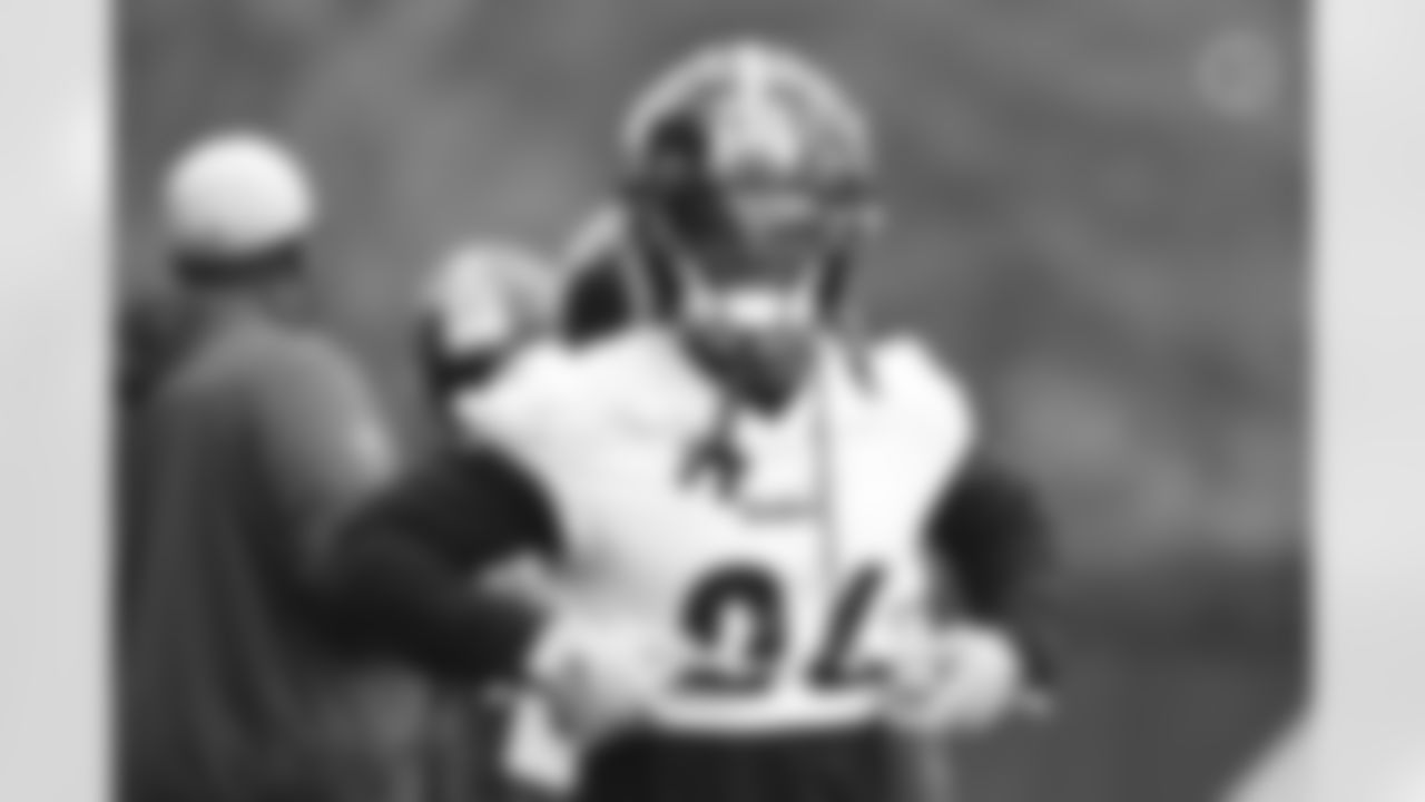 Pittsburgh Steelers running back Anthony McFarland Jr. (26) during practice at the UPMC Rooney Sports Complex preparing for a Week 6 matchup against the Seattle Seahawks, Friday, Oct. 15, 2021 in Pittsburgh, PA. (Caitlyn Epes / Pittsburgh Steelers)