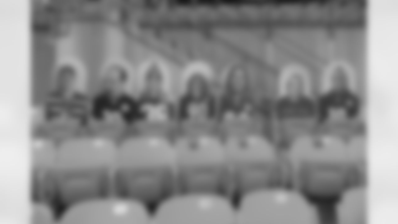 Fan cutouts at Heinz Field on Friday, Nov. 13, 2020 in Pittsburgh, PA. (Caitlyn Epes / Pittsburgh Steelers)