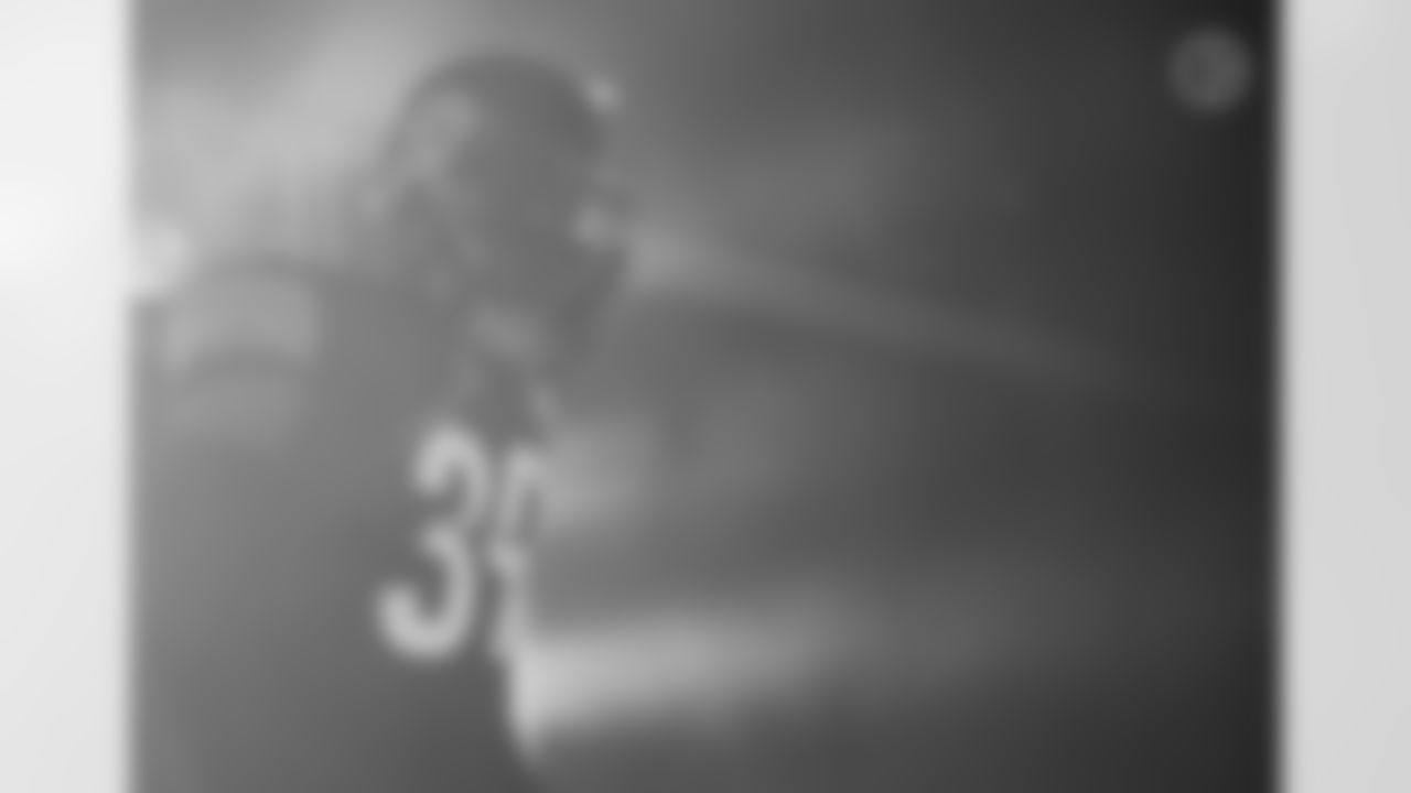 Pittsburgh Steelers safety Minkah Fitzpatrick (39) during a regular season game between the Pittsburgh Steelers and the Tennessee Titans, Sunday, Dec. 19, 2021 in Pittsburgh, PA. The Steelers beat the Titans 19-13. (Caitlyn Epes / Pittsburgh Steelers)