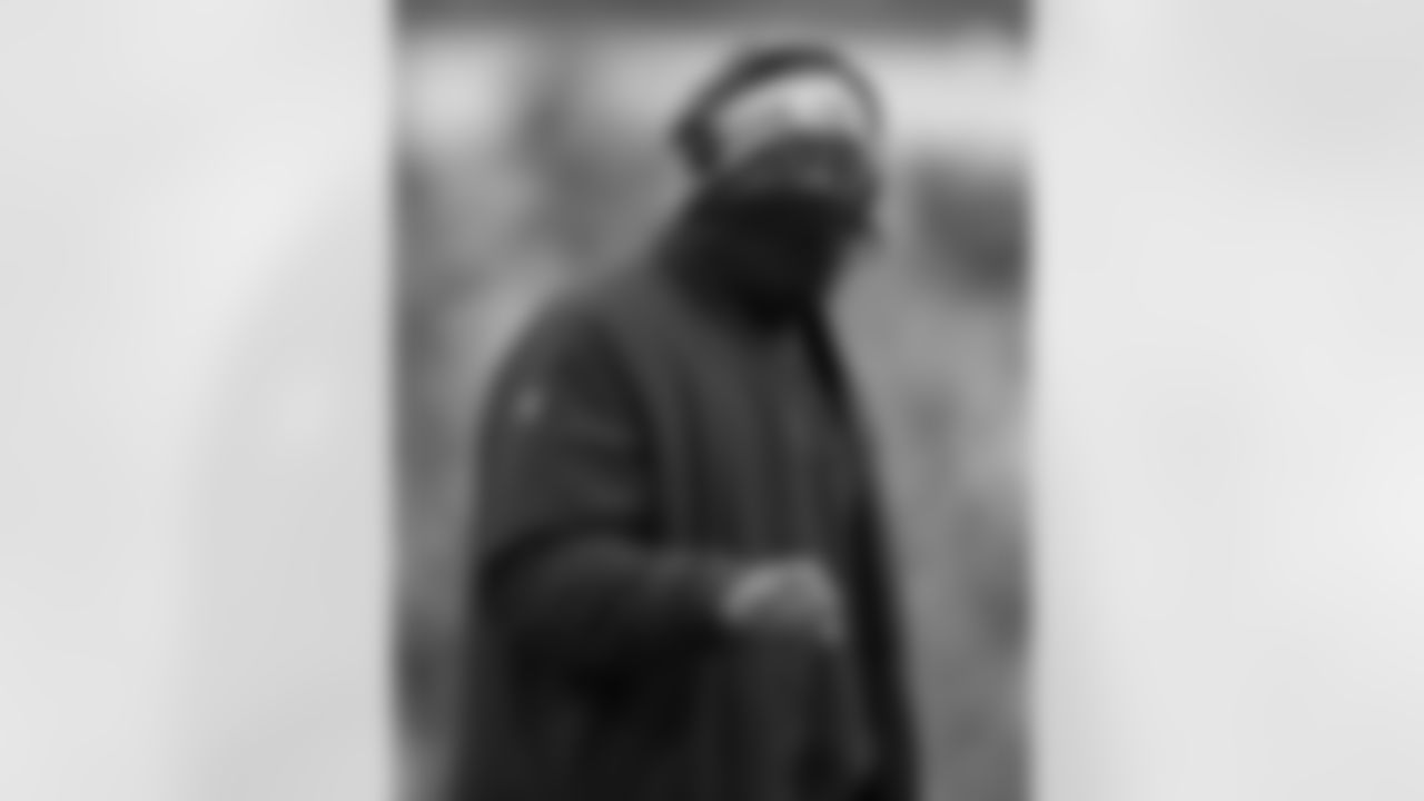 Pittsburgh Steelers Head Coach Mike Tomlin during a regular season game between the Pittsburgh Steelers and the Tennessee Titans, Sunday, Dec. 19, 2021 in Pittsburgh, PA. The Steelers beat the Titans 19-13. (Karl Roser / Pittsburgh Steelers)