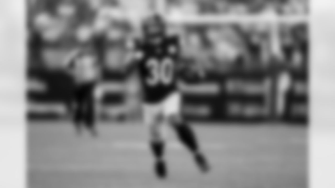 Pittsburgh Steelers running back Jaylen Warren (30) during a preseason game between the Pittsburgh Steelers and the Buffalo Bills, Saturday, Aug. 19, 2023 in Pittsburgh, PA. (Karl Roser / Pittsburgh Steelers)