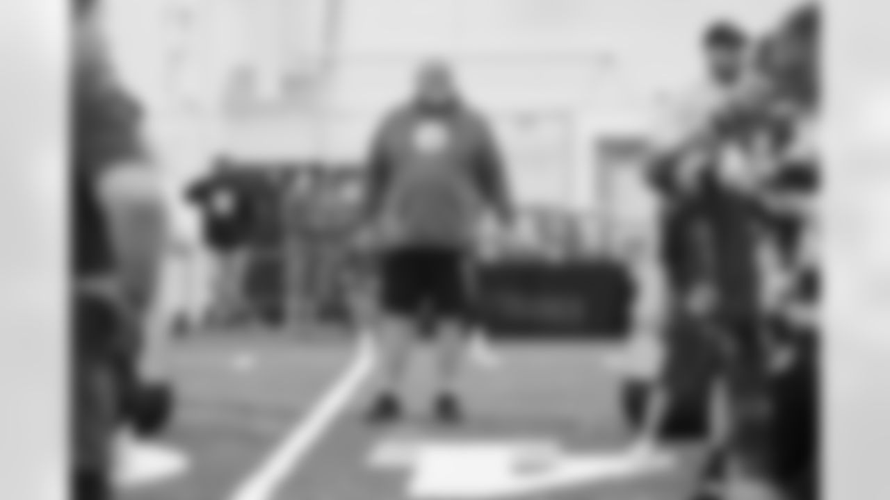 The Steelers host a 2023 Youth Football Camp at Highlands Sports Complex Friday, June 16, 2023 in Triadelphia, WV. (Karl Roser / Pittsburgh Steelers)