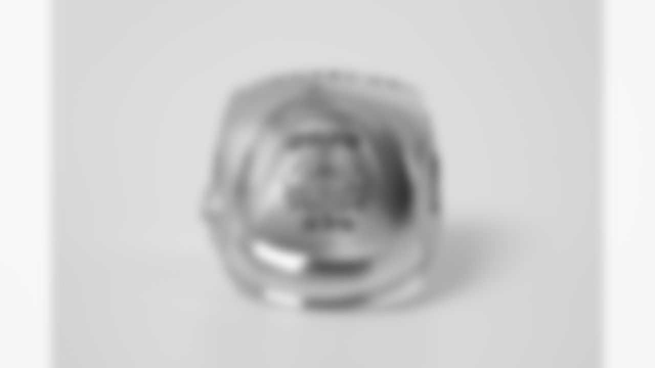 Former Steelers safety Troy Polamalu's Hall of Fame ring